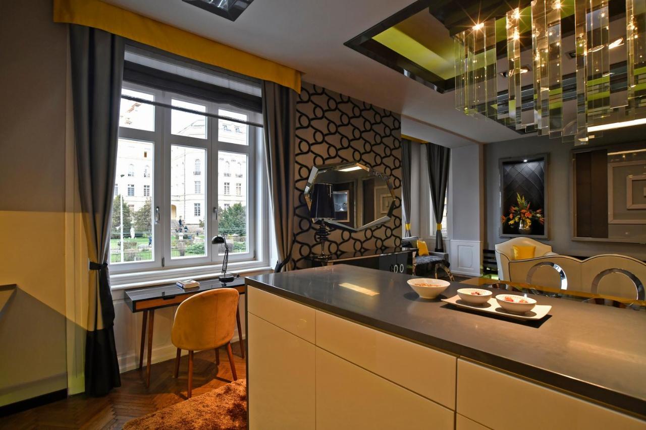 شقة Luxuryflat Near Centre On118 Sqm, 3Br,2Bth,8Bed,Ac بودابست المظهر الخارجي الصورة