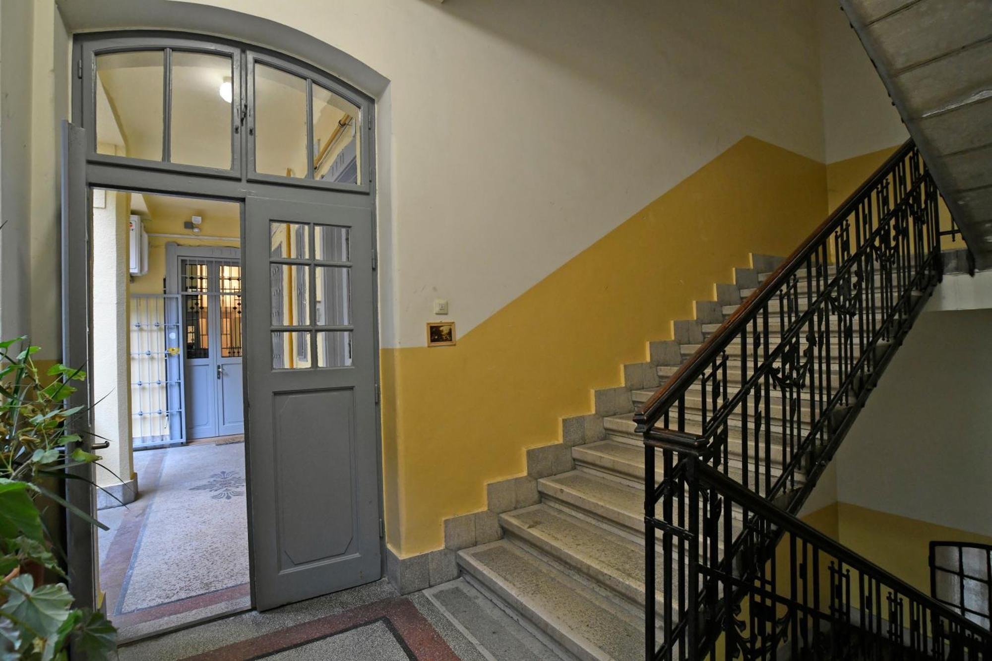 شقة Luxuryflat Near Centre On118 Sqm, 3Br,2Bth,8Bed,Ac بودابست المظهر الخارجي الصورة