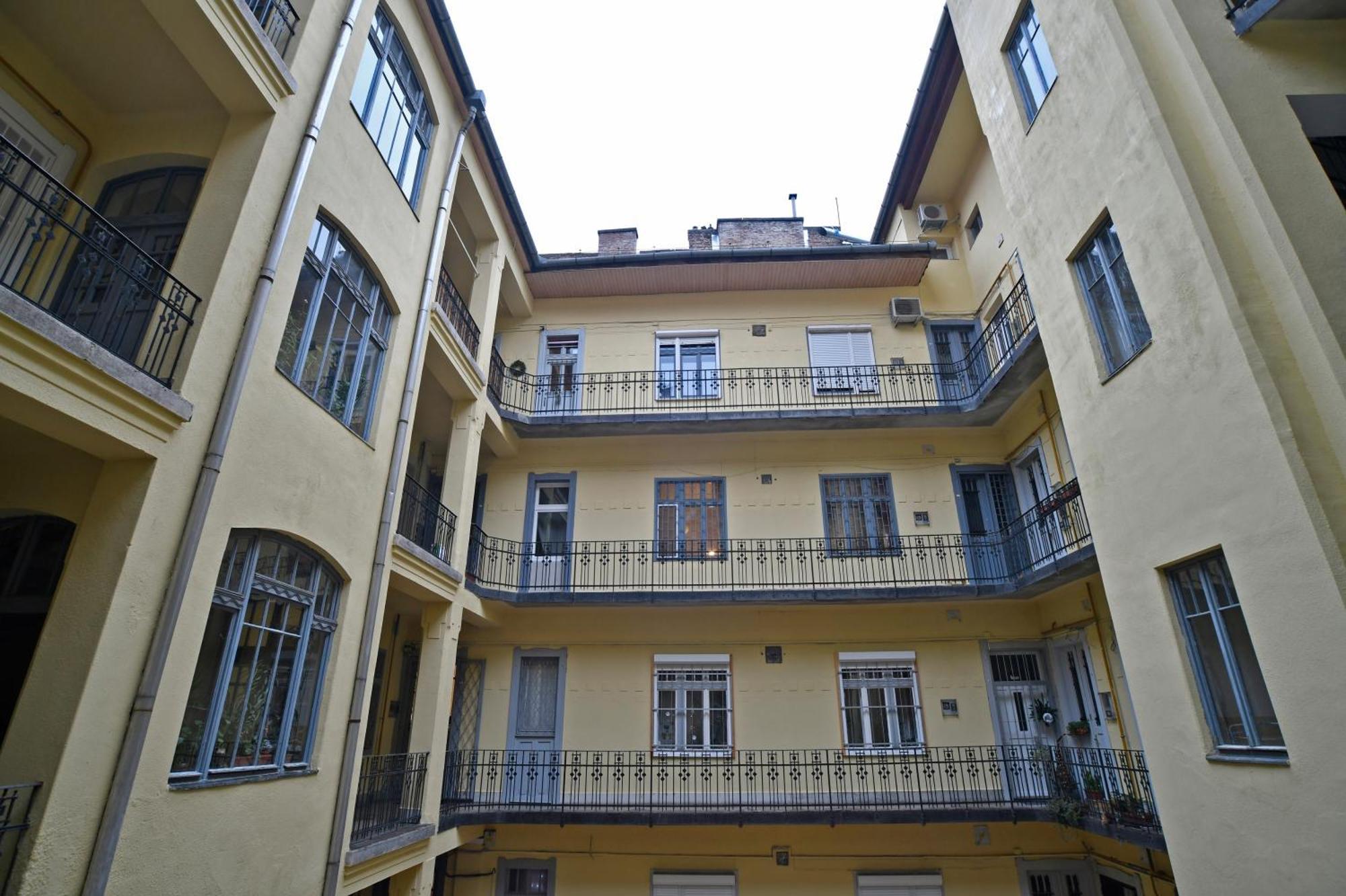شقة Luxuryflat Near Centre On118 Sqm, 3Br,2Bth,8Bed,Ac بودابست المظهر الخارجي الصورة
