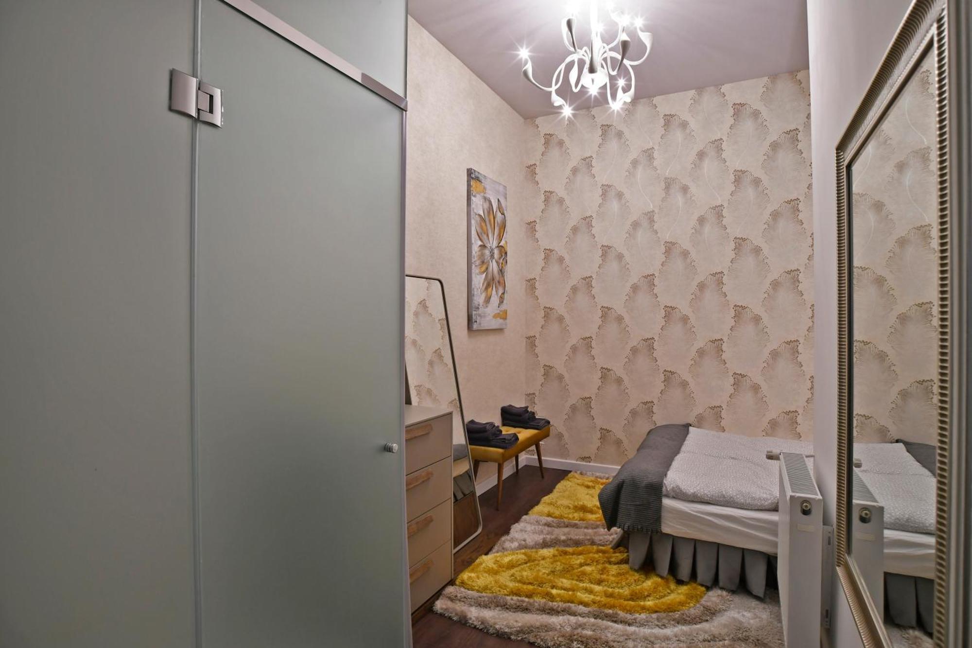 شقة Luxuryflat Near Centre On118 Sqm, 3Br,2Bth,8Bed,Ac بودابست المظهر الخارجي الصورة